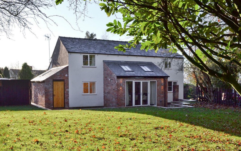 A Listed Barn Come Holiday Let